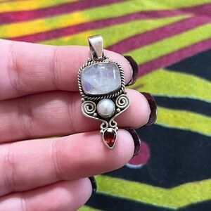 VTG Boho Moonstone Garnet Pearl Sterling Silver 925 Pendant